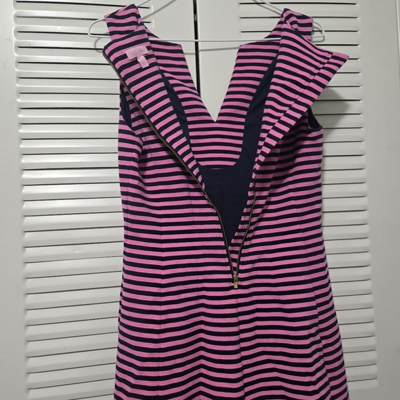 Lilly Pulitzer Brielle Knit Dress Pink &Navy Blue Stripe Size S - Picture 3 of 7